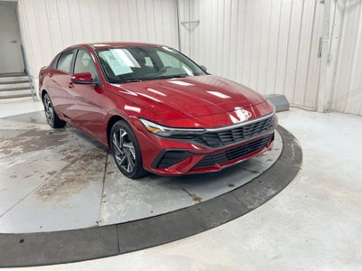 2025 Hyundai Elantra Hybrid SEL Sport