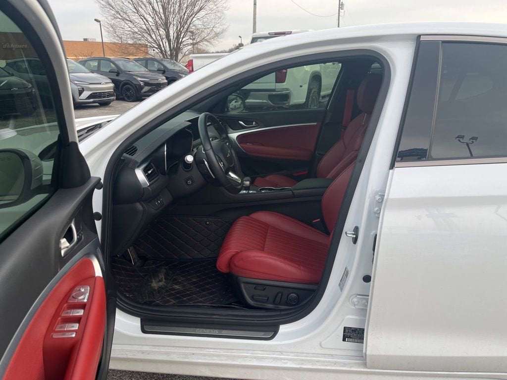 2024 Genesis G70 3.3T Sport Advanced