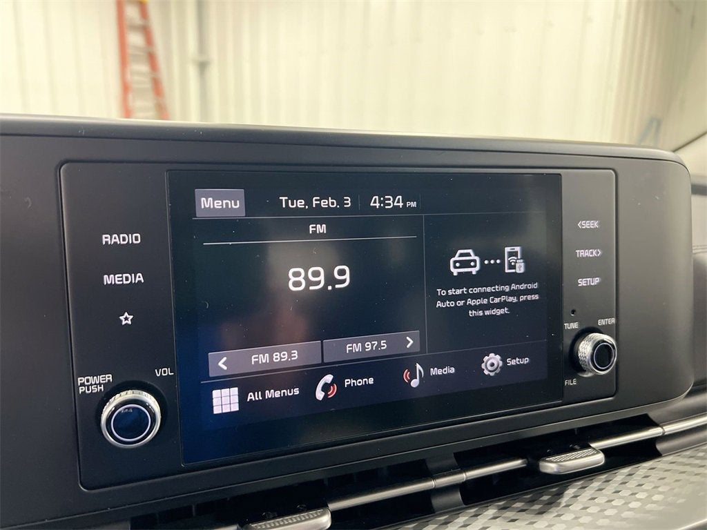 2024 Kia Carnival LX