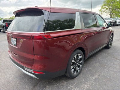 2024 Kia Carnival EX