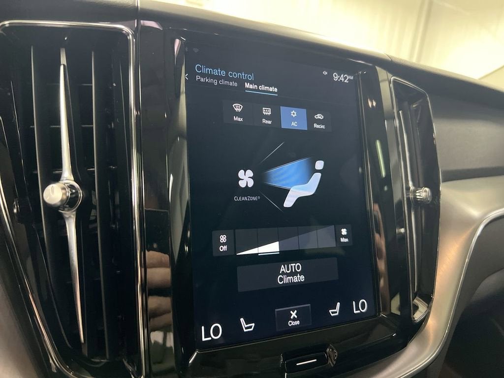 2019 Volvo XC60 Momentum