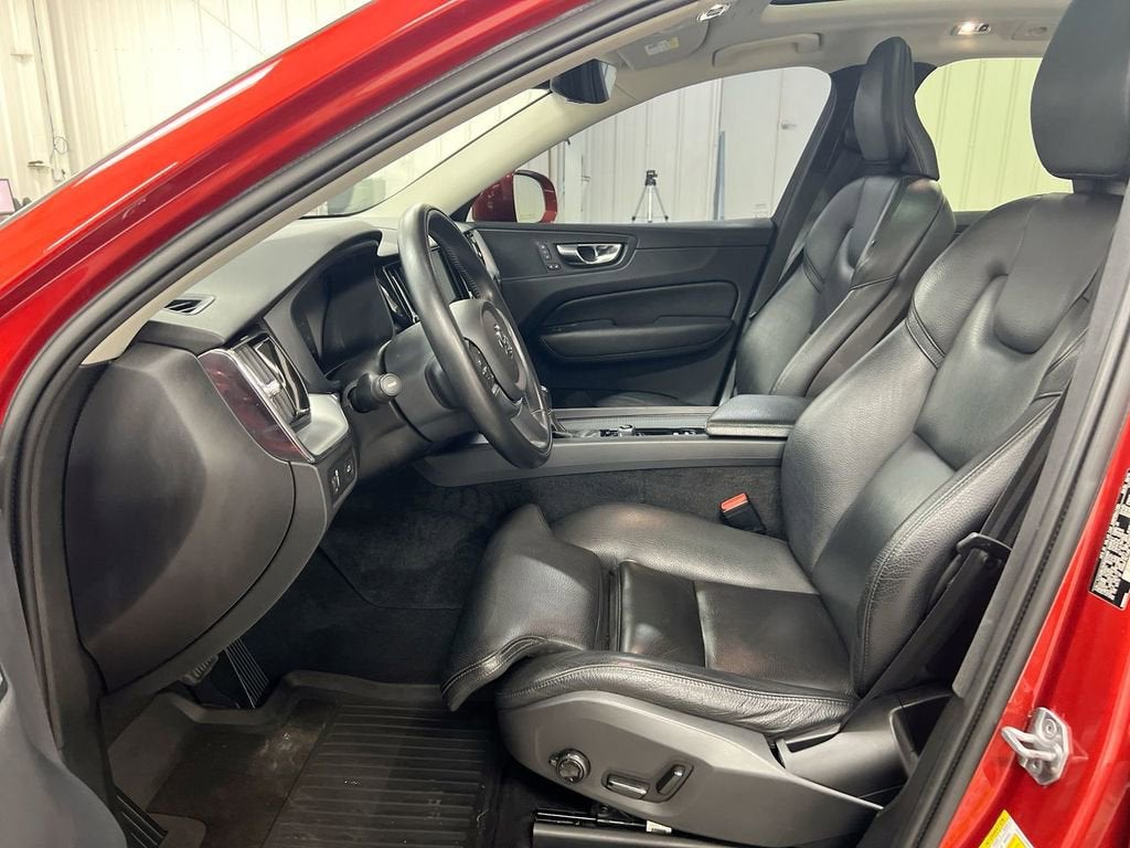 2019 Volvo XC60 Momentum