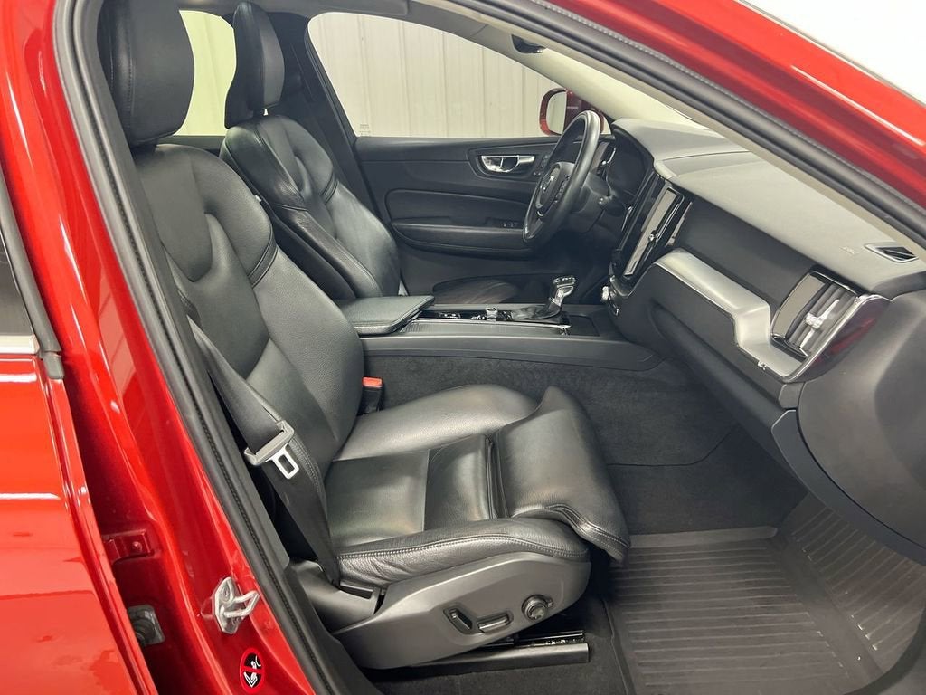 2019 Volvo XC60 Momentum