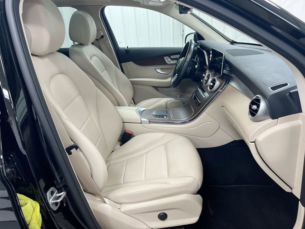 2022 Mercedes-Benz GLC GLC 300