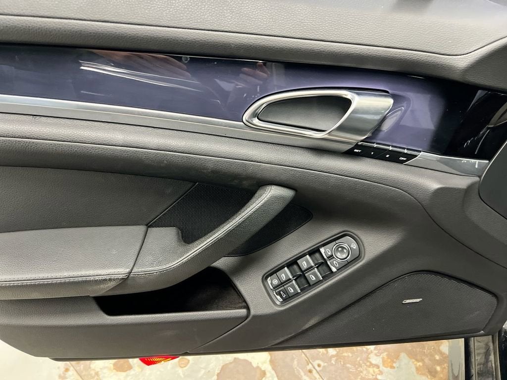 2011 Porsche Panamera Base