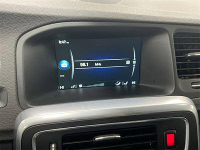 2017 Volvo V60 R-Design Platinum