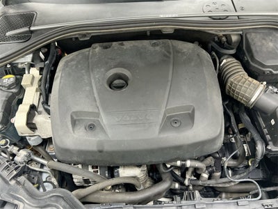 2017 Volvo V60 R-Design Platinum