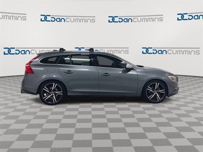 2017 Volvo V60 R-Design Platinum