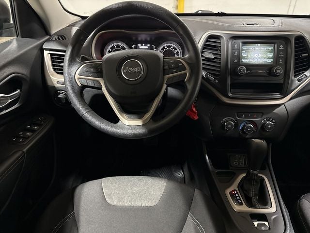 2015 Jeep Cherokee Sport