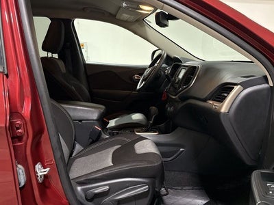 2015 Jeep Cherokee Sport