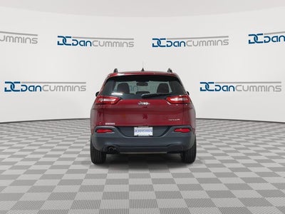 2015 Jeep Cherokee Sport