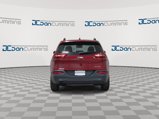 2015 Jeep Cherokee Sport