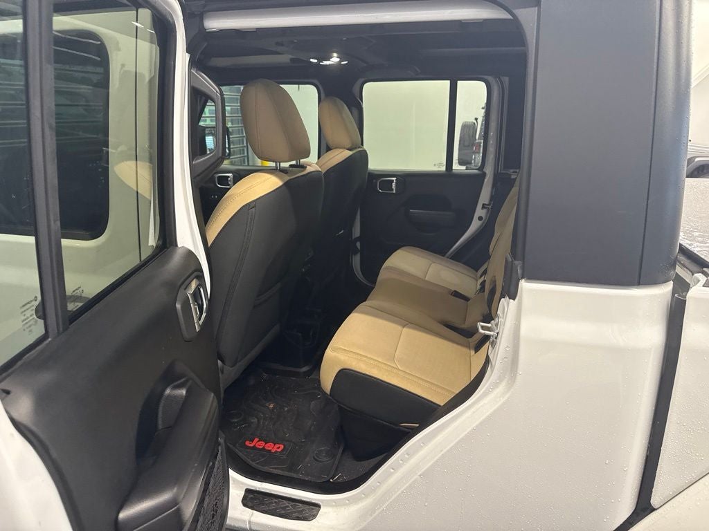 2021 Jeep Gladiator Sport