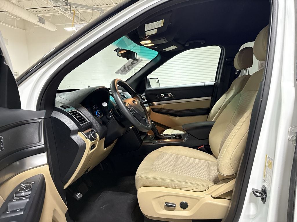 2016 Ford Explorer Base