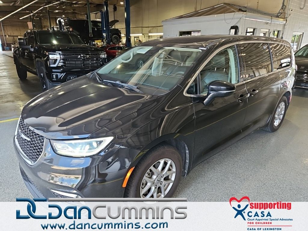 2024 Chrysler Pacifica Touring L