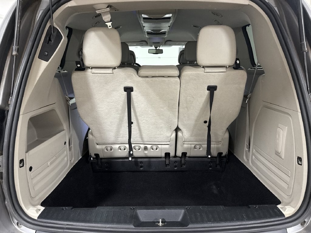 2014 Chrysler Town & Country Touring-L