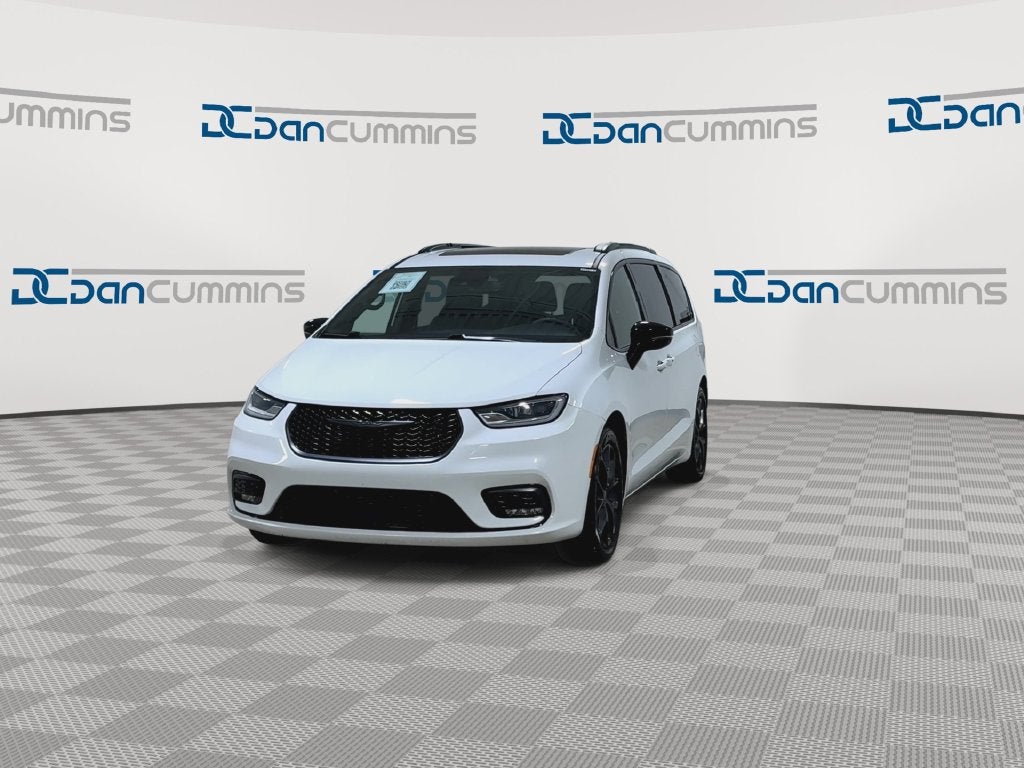 2025 Chrysler Pacifica Limited