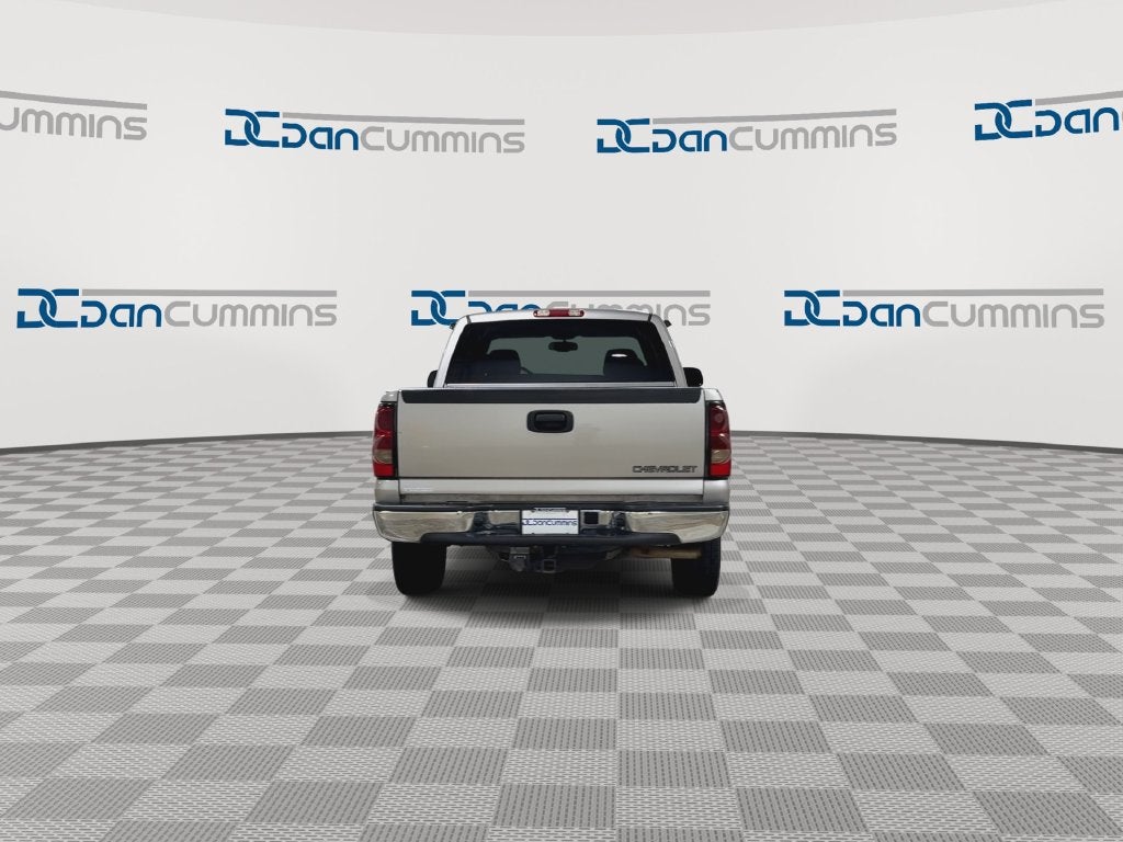 2005 Chevrolet Silverado 1500 LS