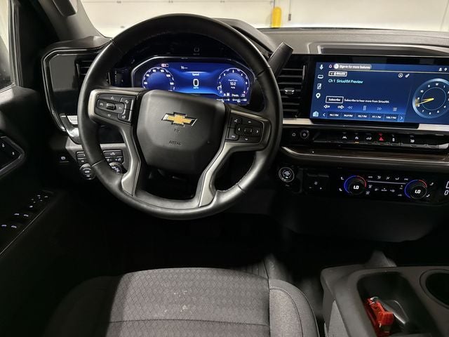 2025 Chevrolet Silverado 1500 LT LT1