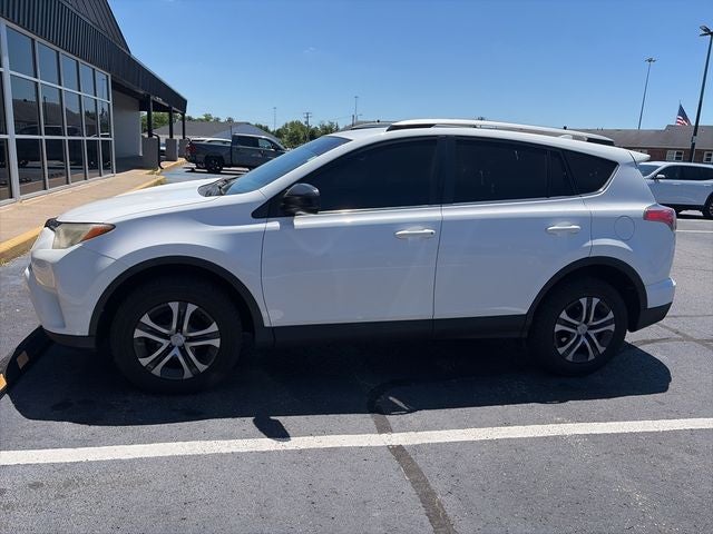 2016 Toyota RAV4 LE