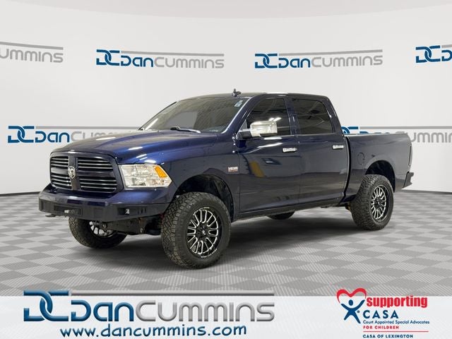 2016 RAM 1500 Big Horn 4x4 Crew Cab 5'7's photo