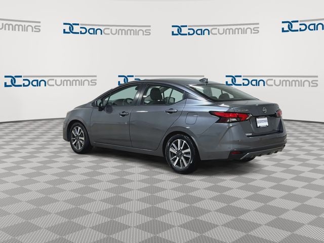 2023 Nissan Versa 1.6 SV