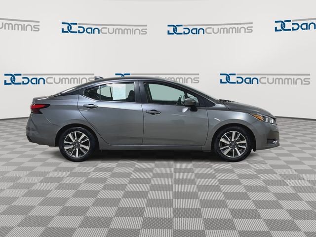 2023 Nissan Versa 1.6 SV