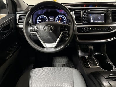 2018 Toyota Highlander LE