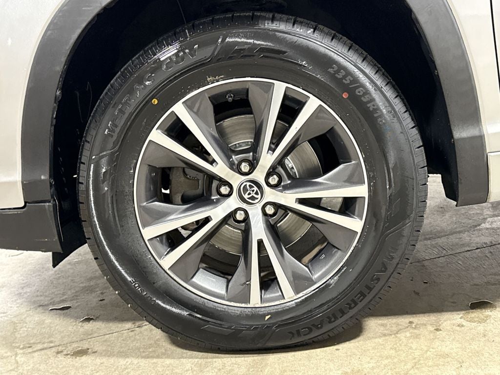 2018 Toyota Highlander LE