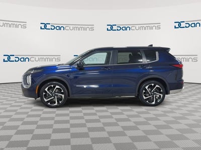 2024 Mitsubishi Outlander SE Black Edition w/Pano Roof