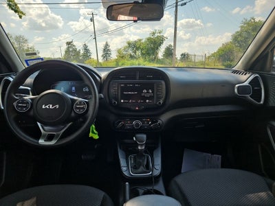 2024 Kia Soul LX