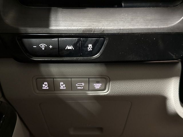 2022 Kia Carnival SX