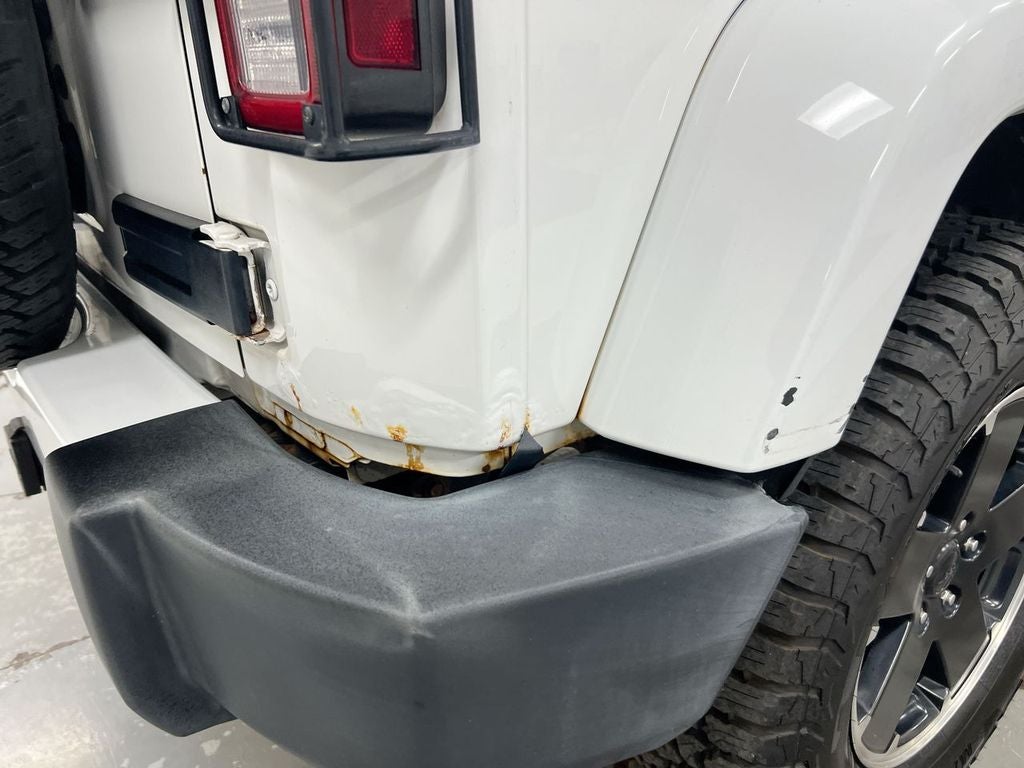 2012 Jeep Wrangler Unlimited Sahara Altitude