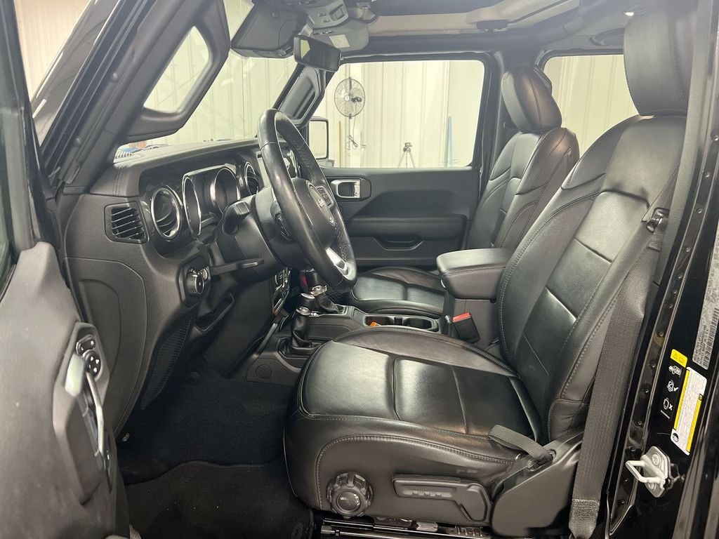 2022 Jeep Wrangler Unlimited Sahara Altitude