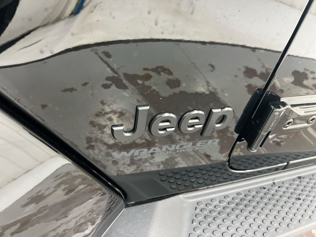 2022 Jeep Wrangler Unlimited Sahara Altitude