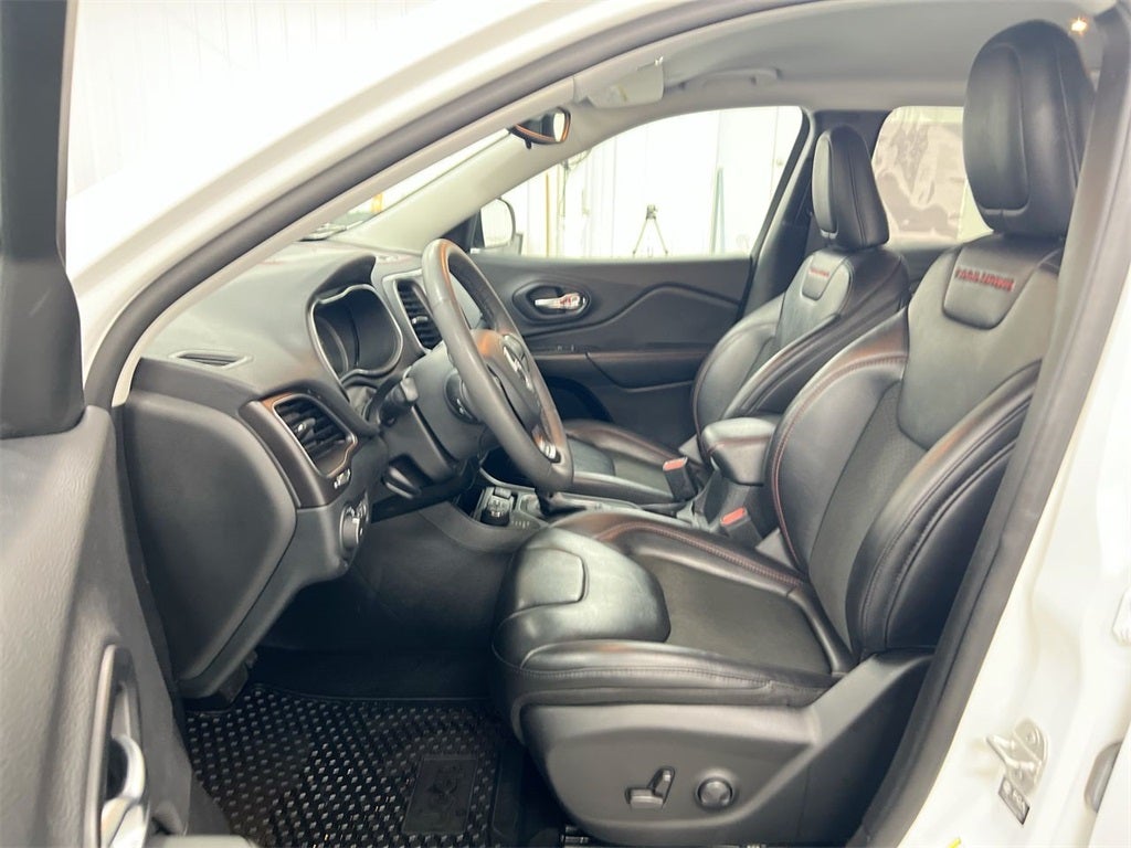 2022 Jeep Cherokee Trailhawk