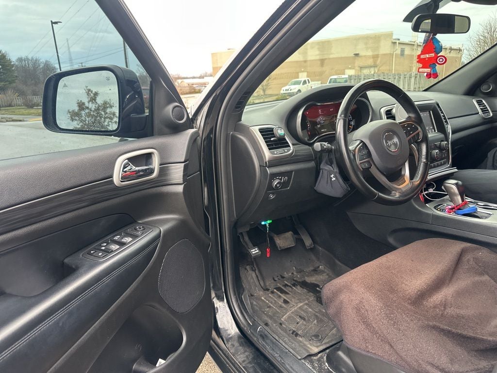 2020 Jeep Grand Cherokee Laredo E