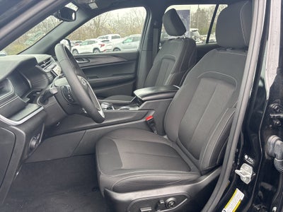 2024 Jeep Grand Cherokee Laredo X