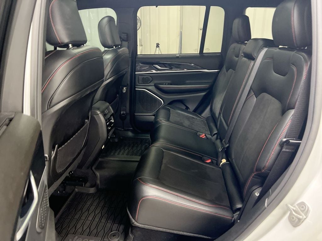 2022 Jeep Grand Cherokee Trailhawk
