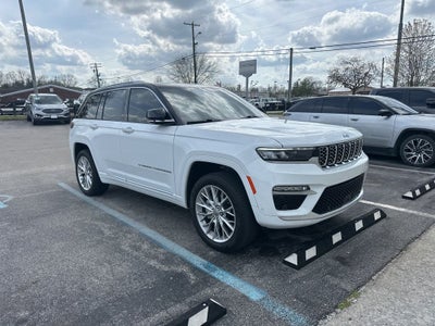 2023 Jeep Grand Cherokee Summit