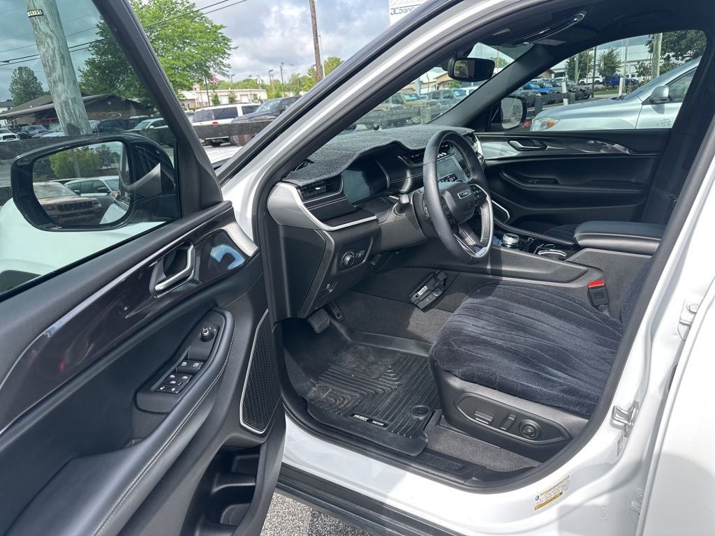 2021 Jeep Grand Cherokee L Altitude