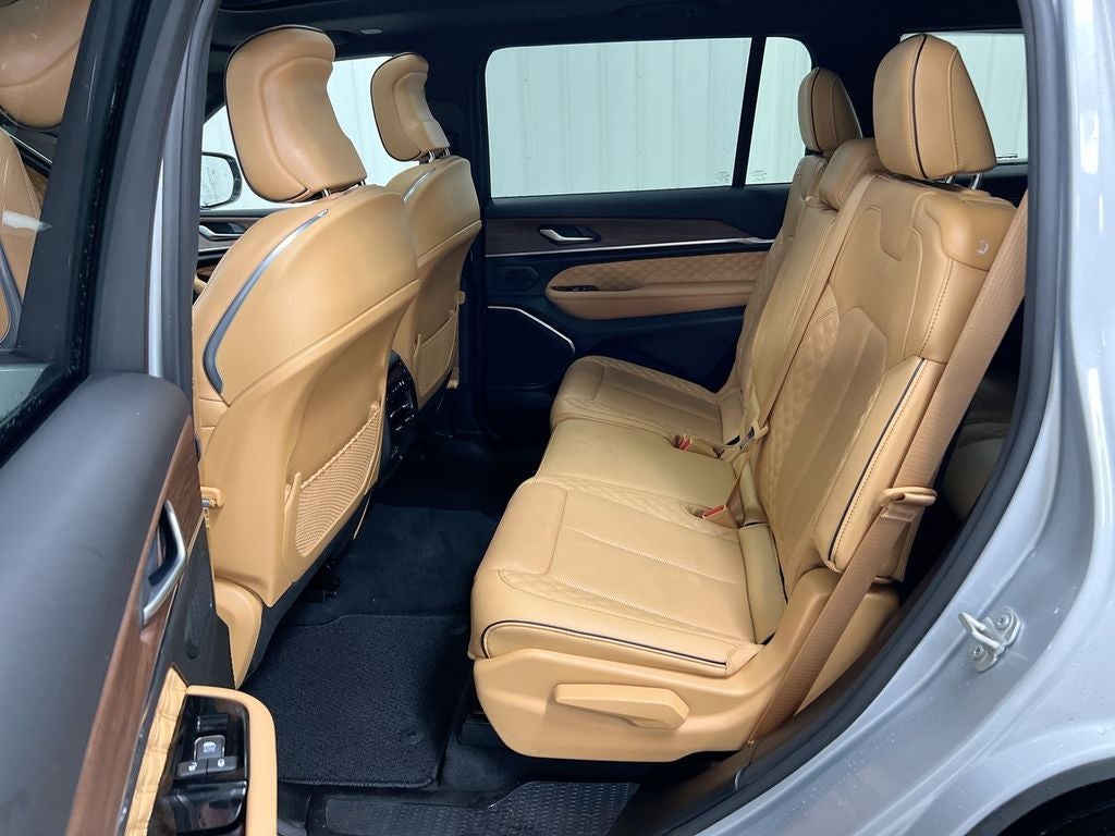 2023 Jeep Grand Cherokee L Summit