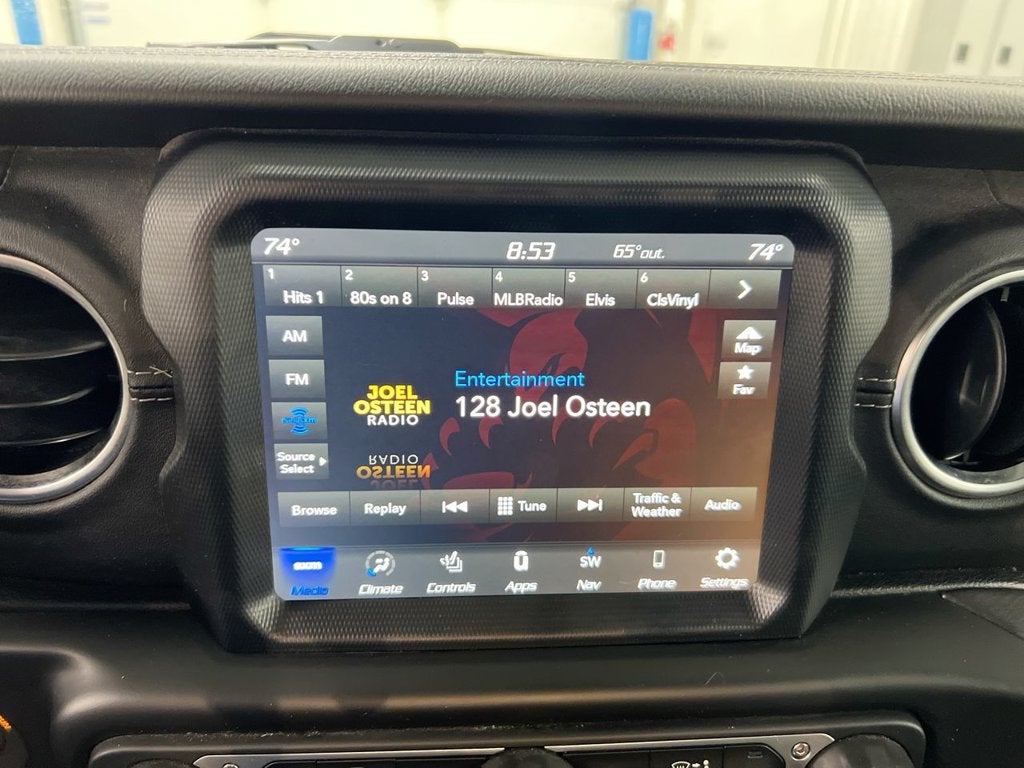2022 Jeep Gladiator Overland