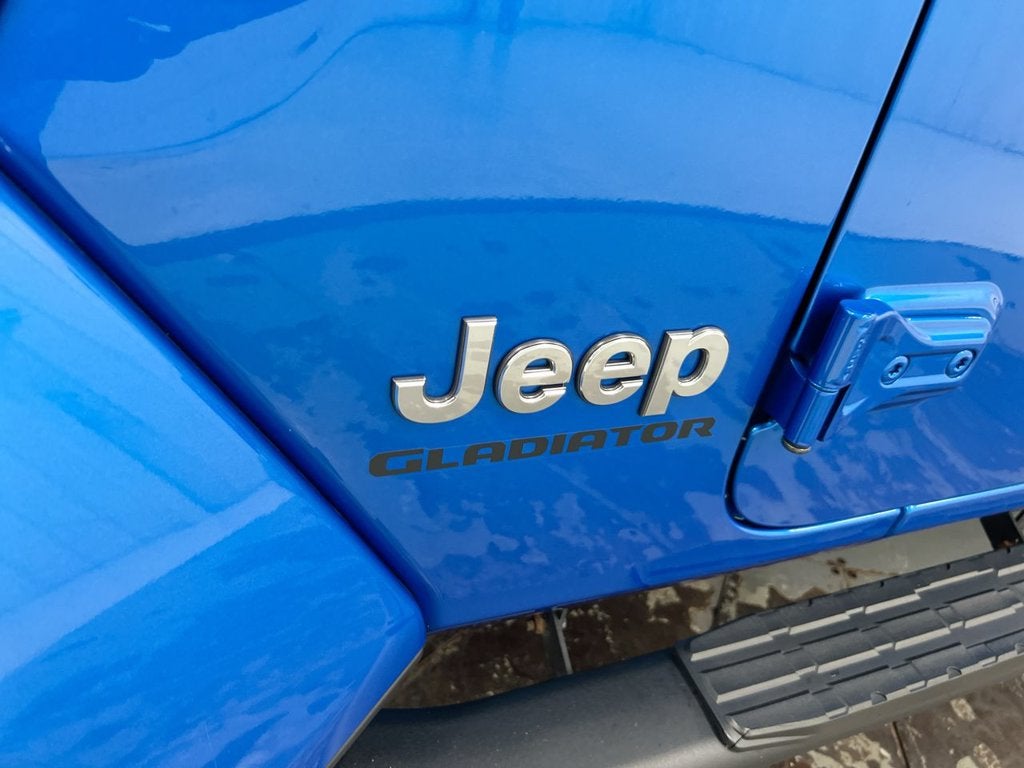 2022 Jeep Gladiator Overland
