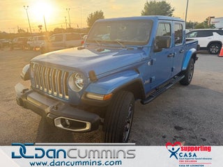 2022 Jeep Gladiator Overland