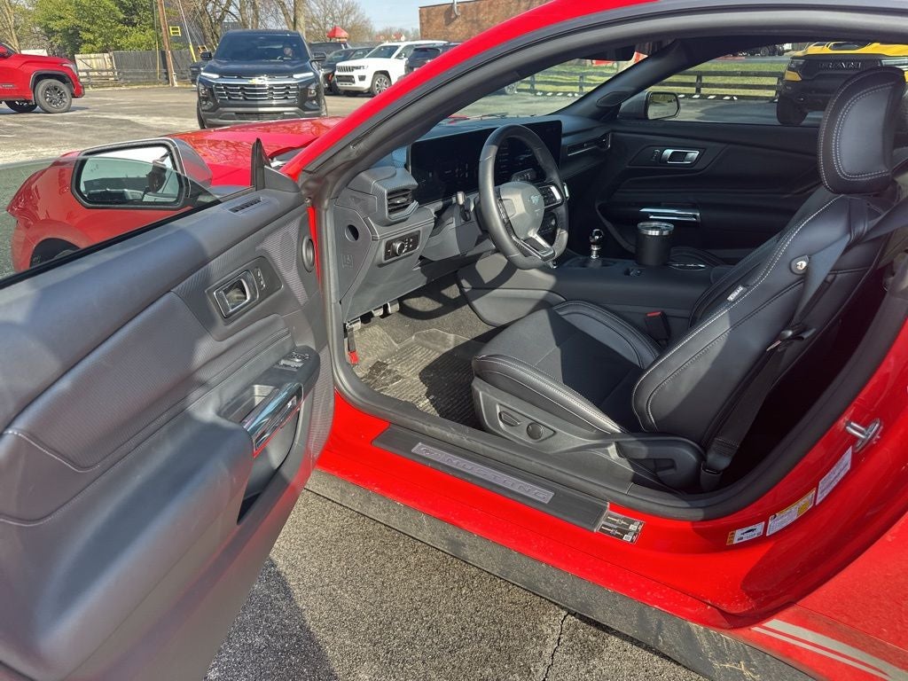 2025 Ford Mustang GT Premium