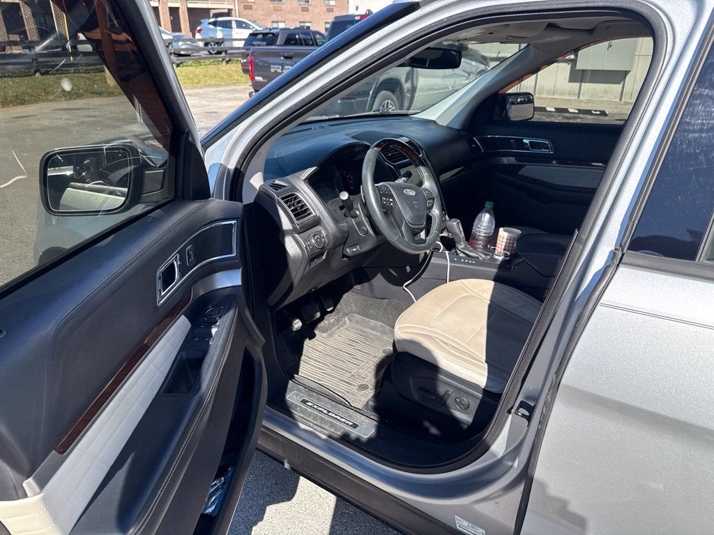 2019 Ford Explorer Platinum