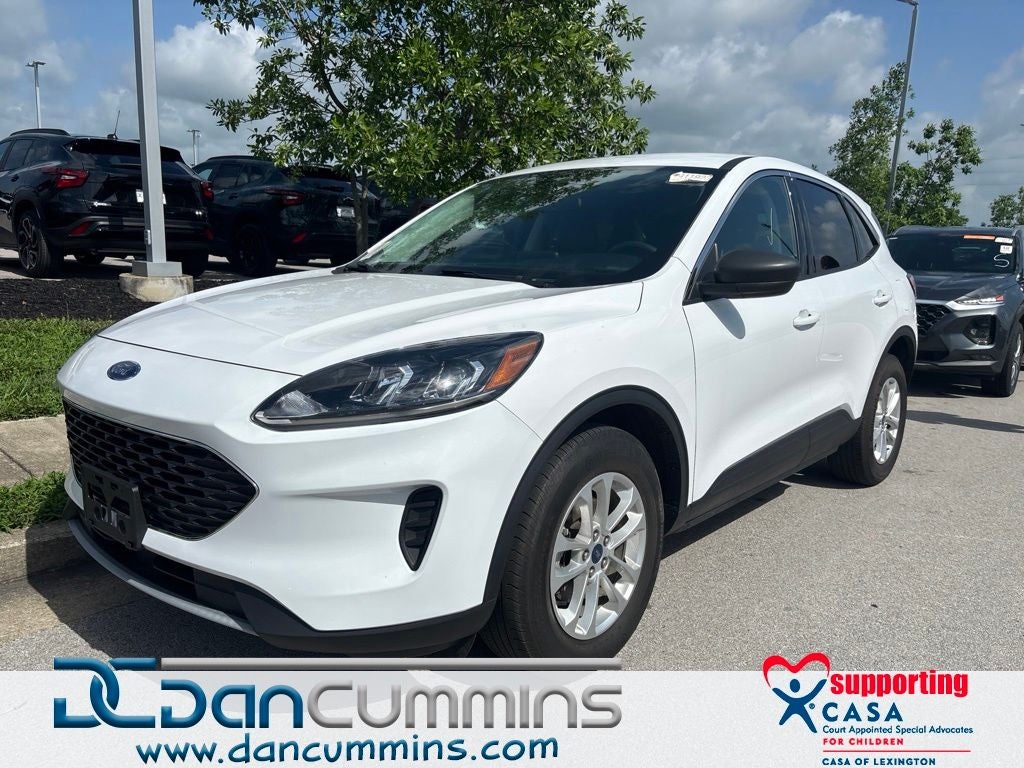 2022 Ford Escape Hybrid SE