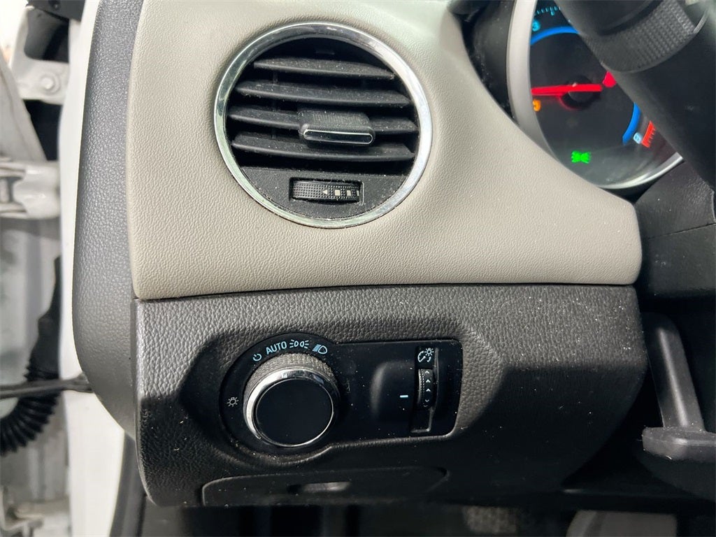 2013 Chevrolet Cruze LS