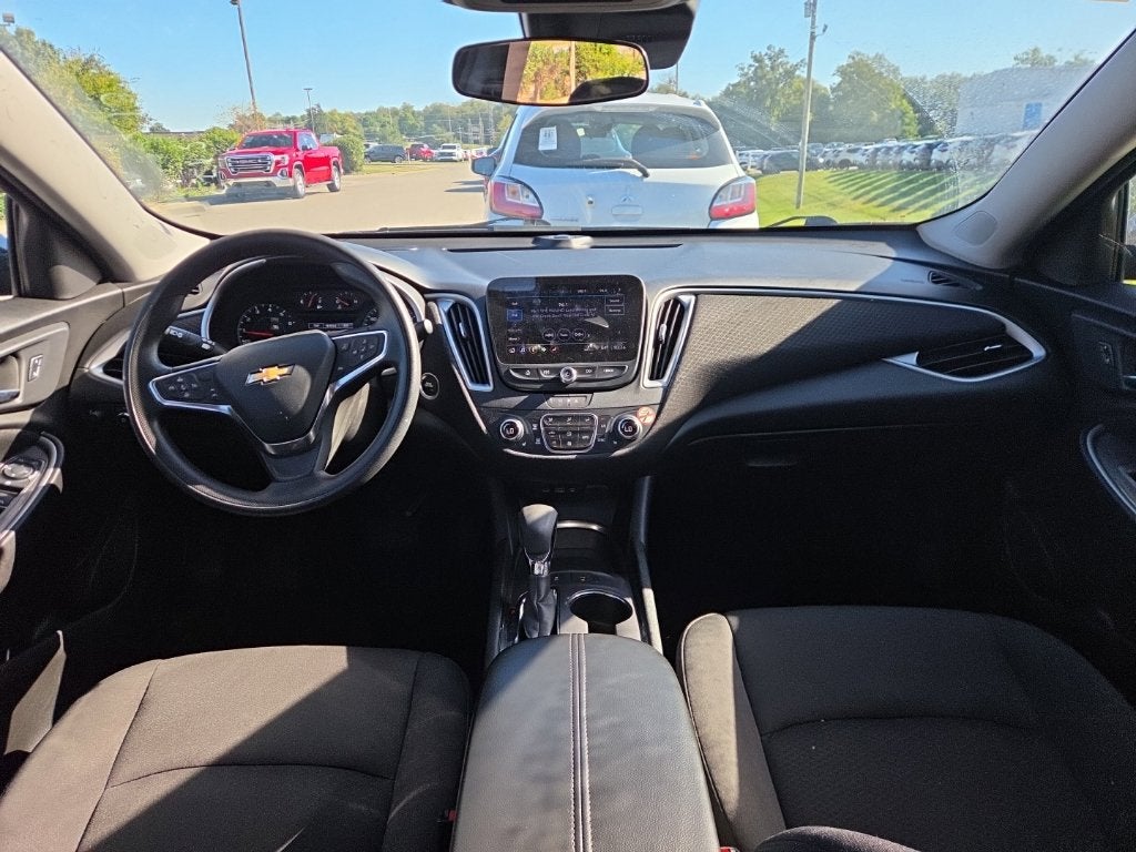 2025 Chevrolet Malibu LT
